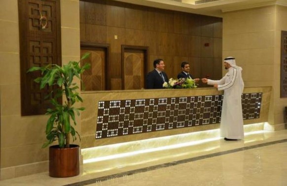 Ramada Dar Al Faazin Hotel  4*  فندق رامادا دار الفائزين